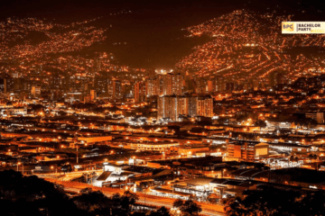 what is there to do in medellin at night?